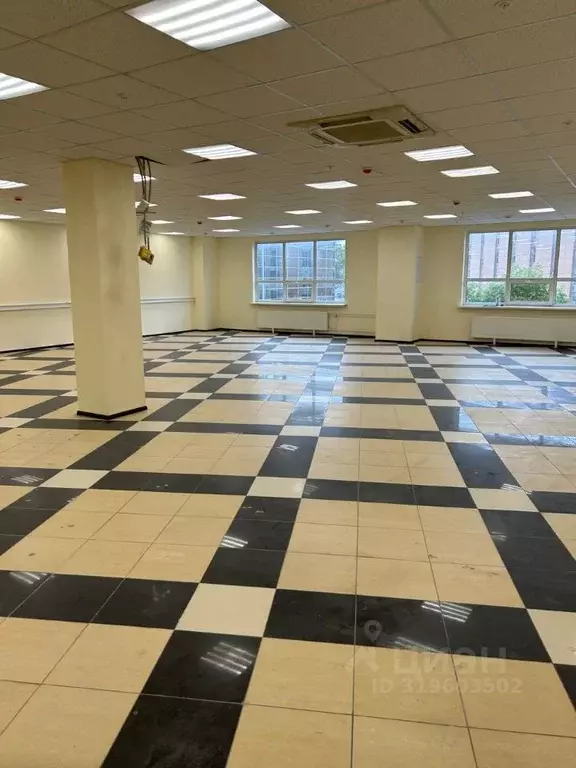 Помещение свободного назначения в Москва ул. Мастеркова, 4 (177 м) - Фото 0