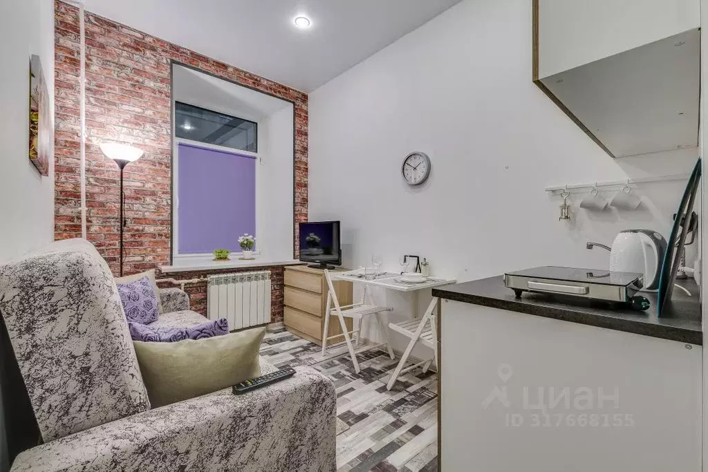 Студия Санкт-Петербург 14-я Васильевского острова линия, 93Б (12.0 м) - Фото 1