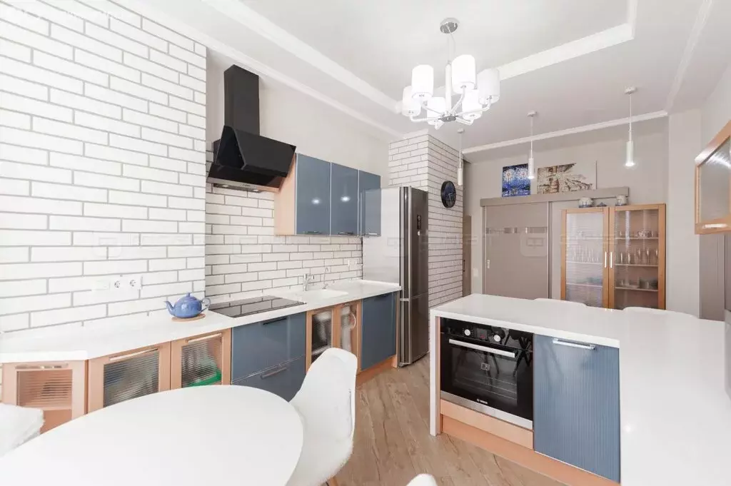 1-комнатная квартира: Казань, улица Бехтерева, 9А (63.9 м) - Фото 1