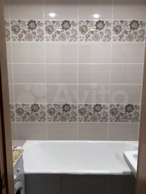 2-к. квартира, 60 м, 2/5 эт. - Фото 1