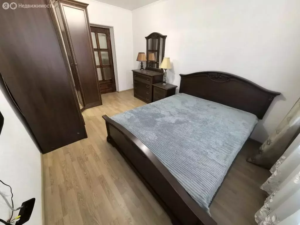 3-комнатная квартира: Краснодар, Станкостроительная улица, 5 (76 м) - Фото 0