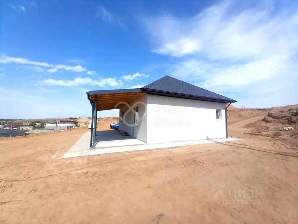 Дом в Волгоградская область, Среднеахтубинский район, Ахтубинское ... - Фото 2