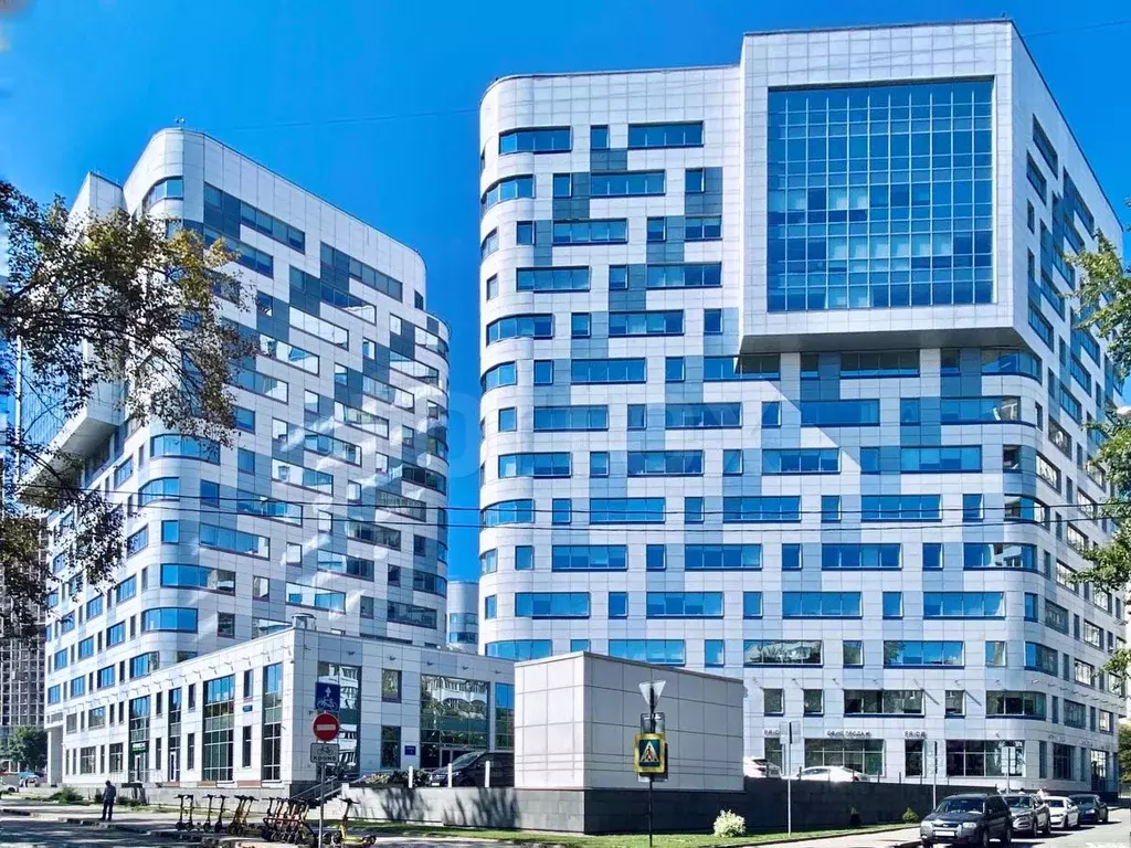 Офис в Москва ул. Двинцев, 12к1А (903 м) - Фото 2