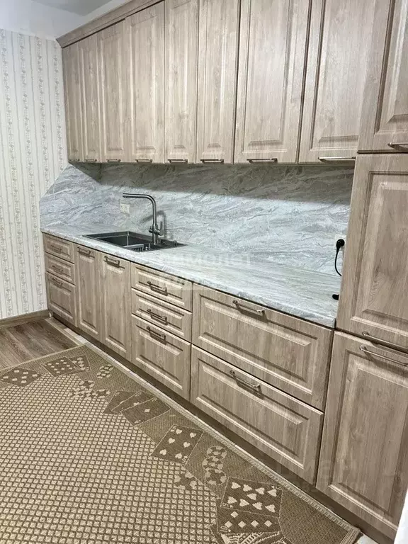 2-к кв. Дагестан, Каспийск просп. Акулиничева, 14 (77.6 м) - Фото 1