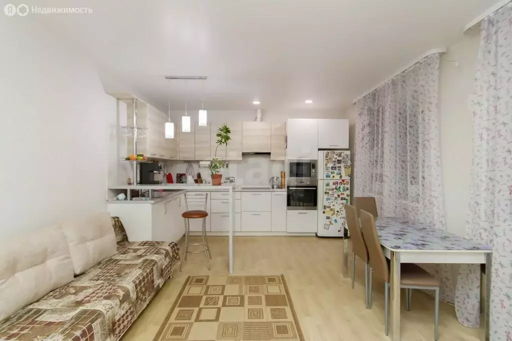 3-комнатная квартира: Тюмень, Суходольская улица, 14 (93.8 м) - Фото 2