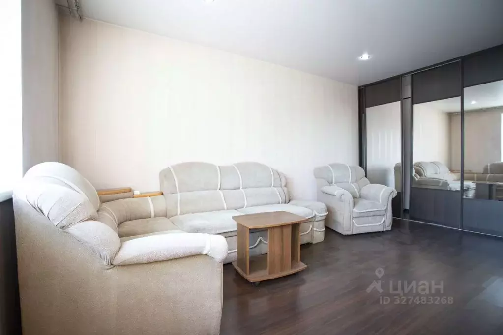 2-к кв. Хакасия, Абакан ул. Лермонтова, 18 (71.6 м) - Фото 1