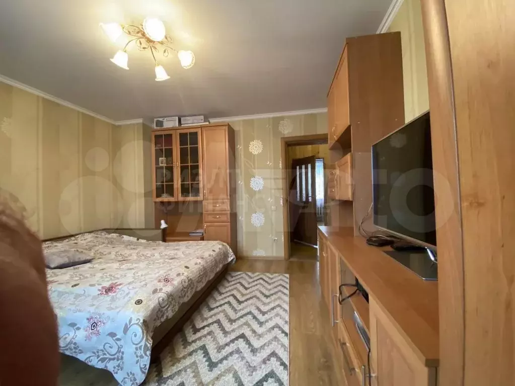 4-к. квартира, 104 м, 3/3 эт. - Фото 1