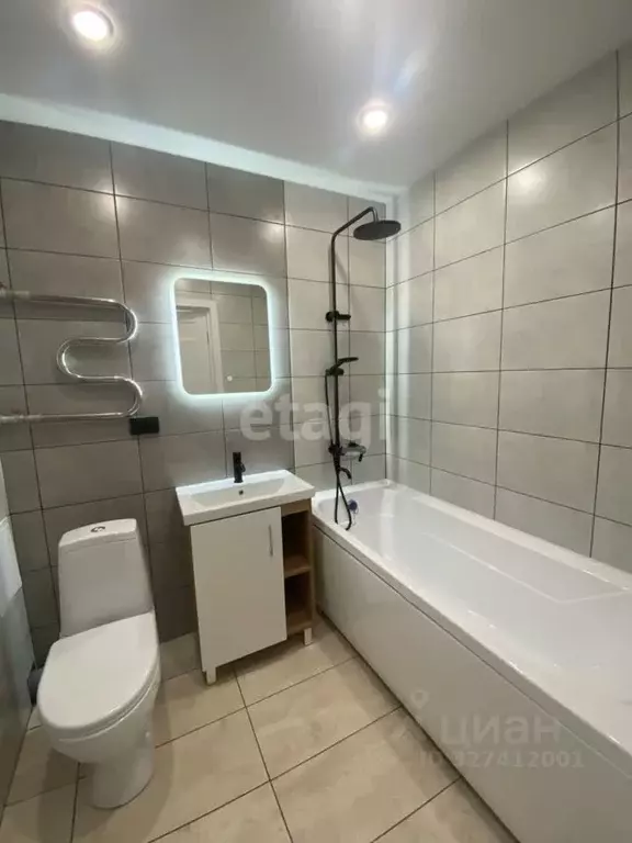 Студия Тюменская область, Тюмень ул. Новоселов, 109 (22.57 м) - Фото 1