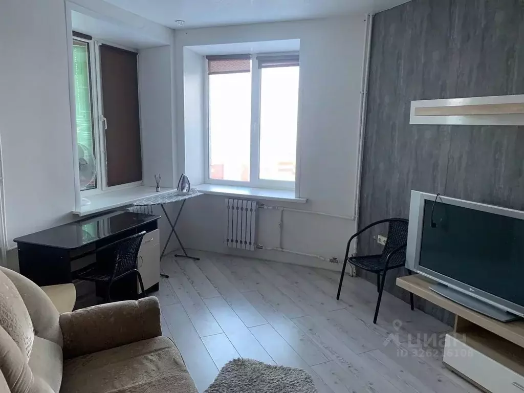 1-к кв. Воронежская область, Лиски Советская ул., 2 (42.0 м) - Фото 2