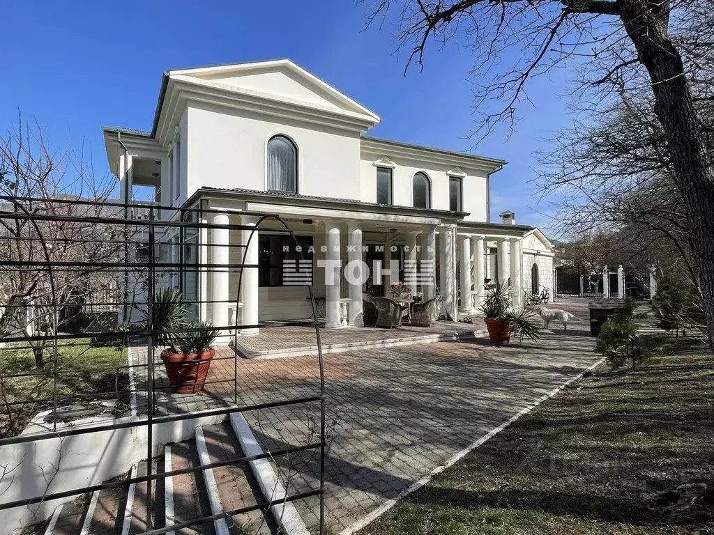 Коттедж в Краснодарский край, Геленджик ул. Калистратова (296 м) - Фото 1