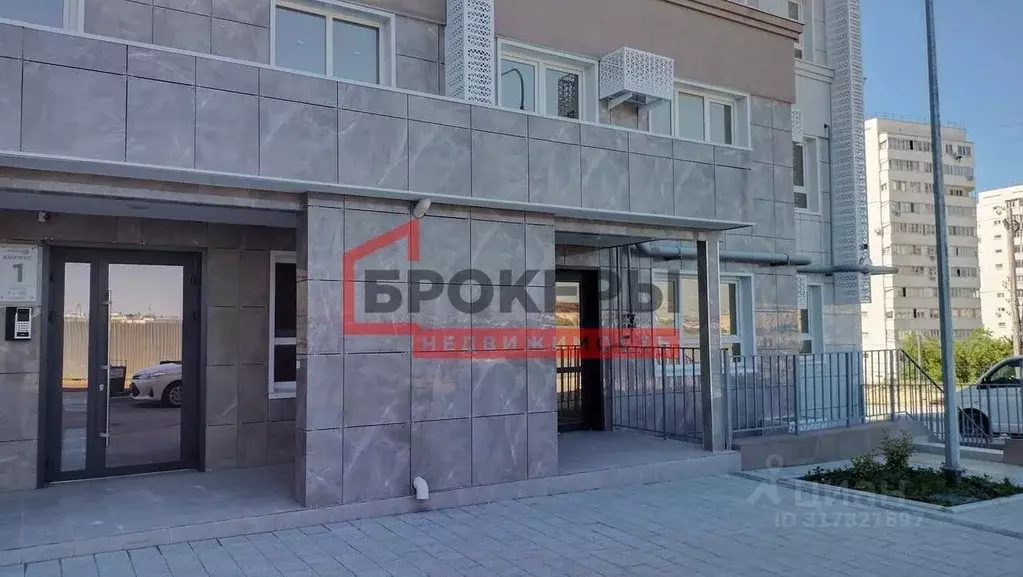 Помещение свободного назначения в Севастополь ул. Колобова, 44к1 (54 ... - Фото 0