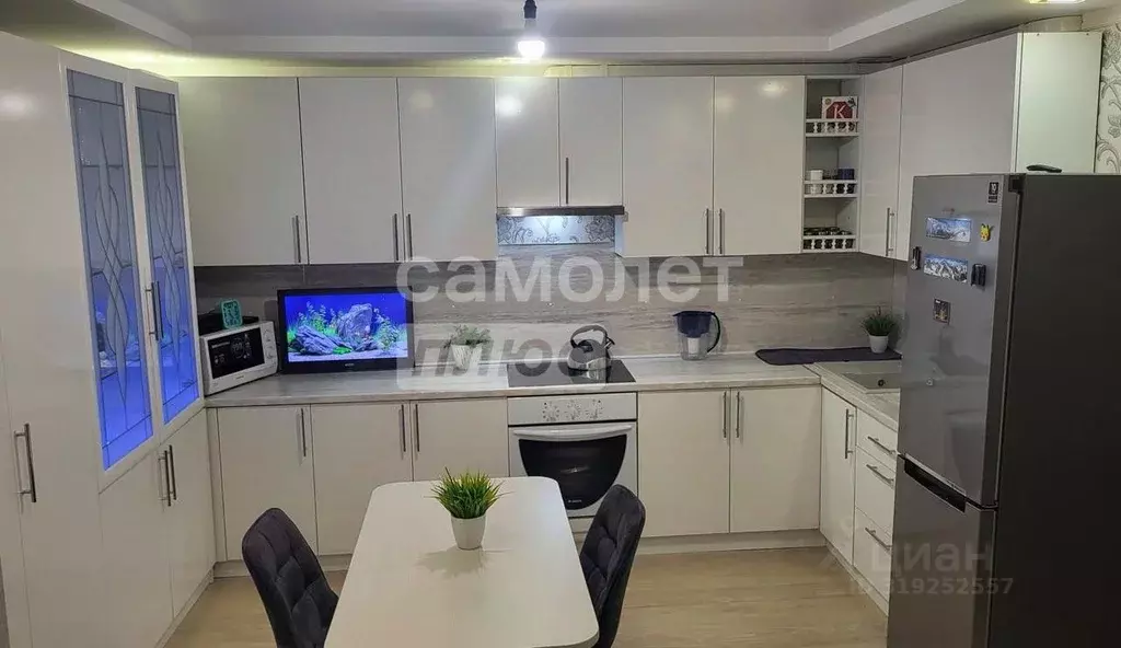 2-к кв. Пензенская область, Пенза ул. Мира, 70А (62.4 м) - Фото 2