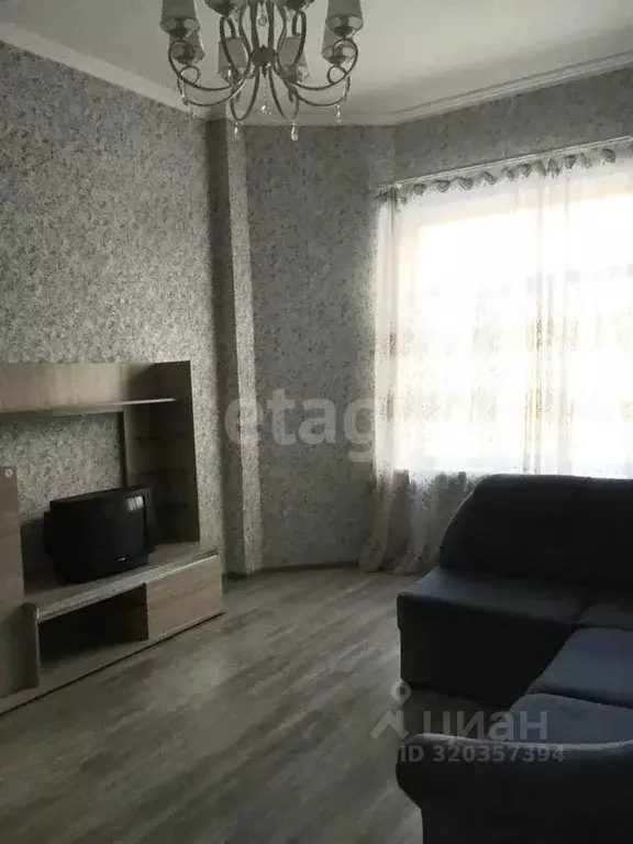 1-к кв. Белгородская область, Белгород ул. Толстого, 37 (53.1 м) - Фото 1