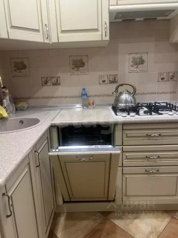 2-к кв. Ямало-Ненецкий АО, Новый Уренгой Восточный мкр, 3/4 (54.2 м) - Фото 1