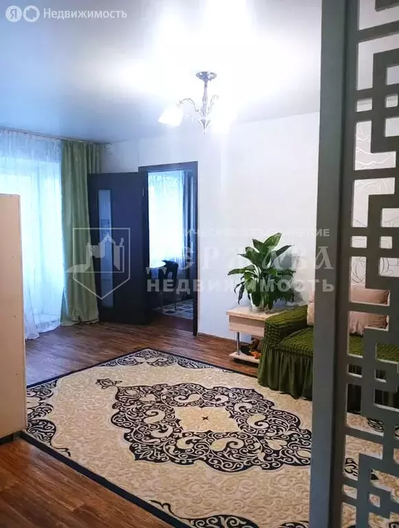 2-комнатная квартира: Черногорск, улица Дзержинского, 20 (43 м) - Фото 1