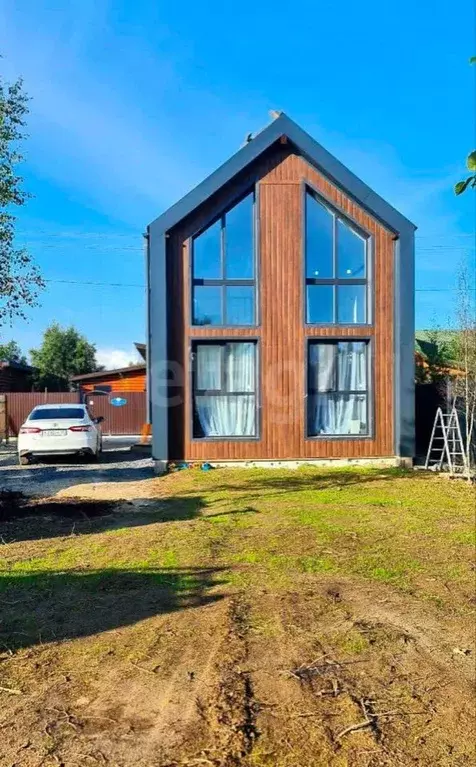 Дом в Ямало-Ненецкий АО, Новый Уренгой проезд Ялтинский, 14 (60 м) - Фото 0