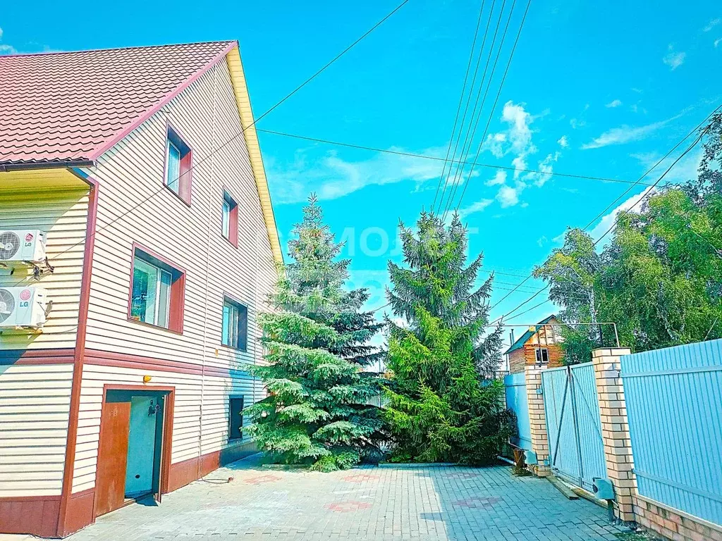 Коттедж в Курганская область, Курган пос. Увал, ул. 2-я Трактовая (260 ... - Фото 1