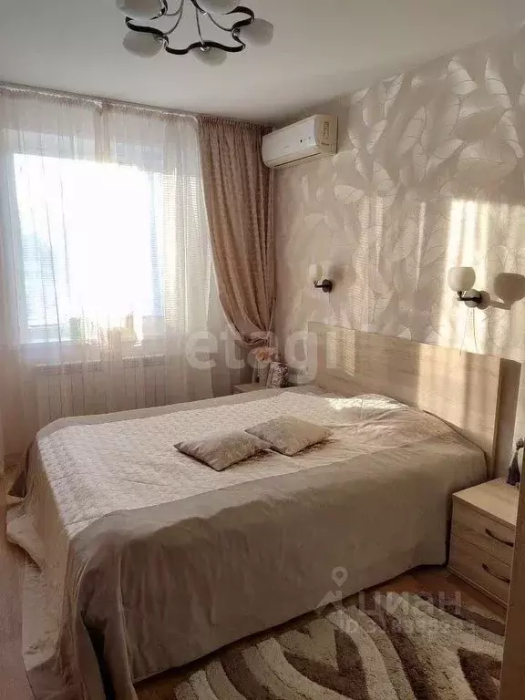 3-к кв. Самарская область, Тольятти 4-й кв-л, бул. Курчатова, 12А ... - Фото 0
