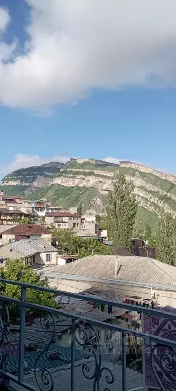 Дом в Дагестан, с. Гуниб ул. Артельная, 39 (100 м) - Фото 2