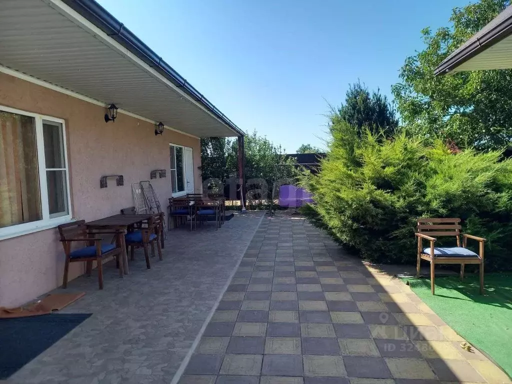 Дом в Краснодарский край, Темрюкский район, Фонталовское с/пос, пос. ... - Фото 1