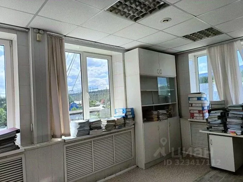 Офис в Челябинская область, Златоуст 3-й микрорайон проспекта имени ... - Фото 0