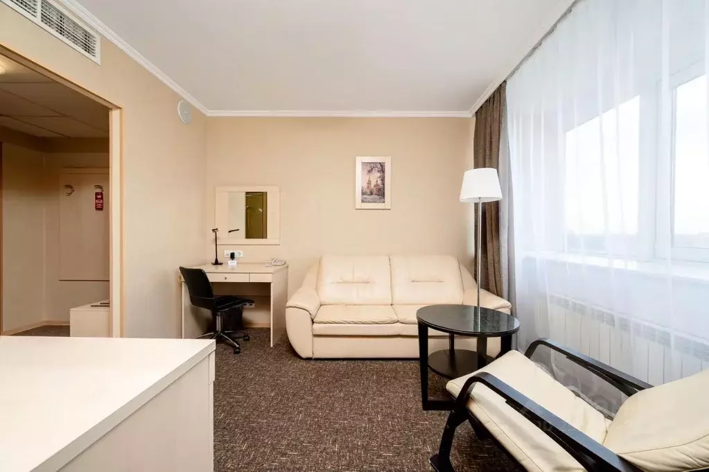 Комната Санкт-Петербург пл. Александра Невского, 2 (38.0 м) - Фото 1