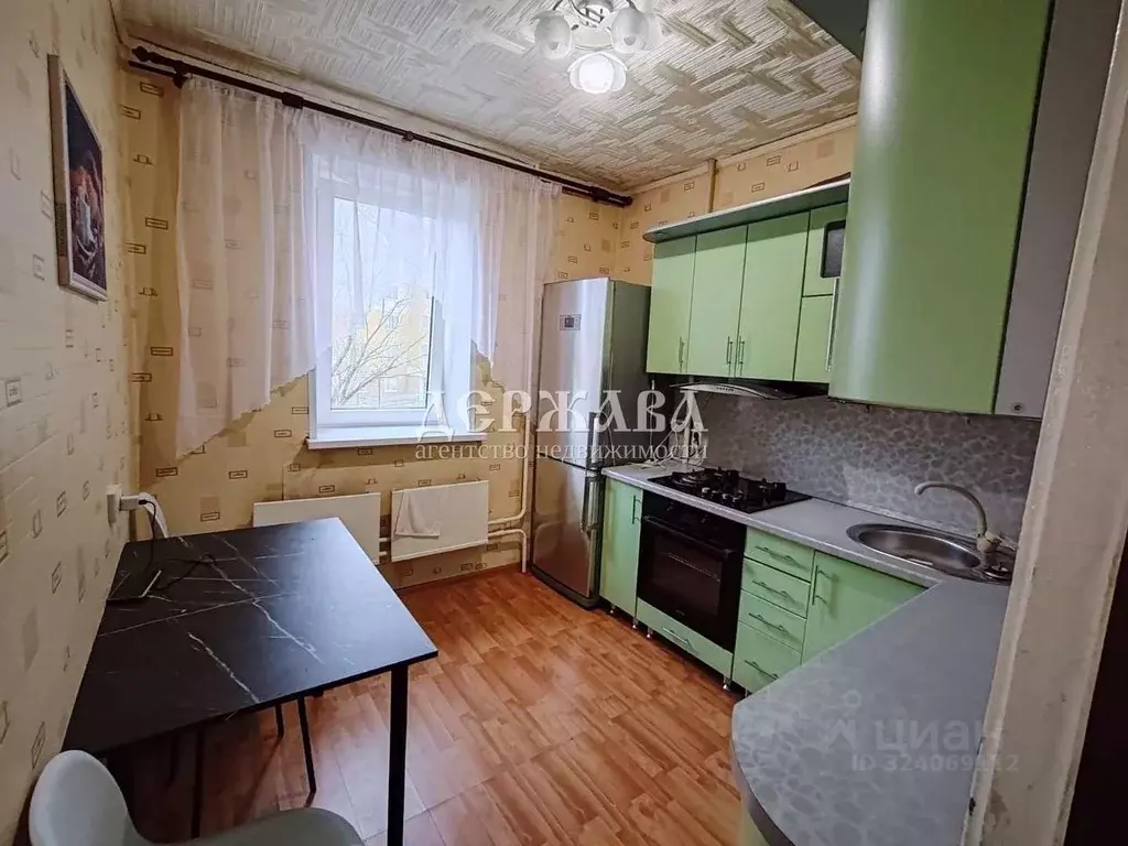 1-к кв. Белгородская область, Старый Оскол Южный мкр, 10 (36.0 м) - Фото 1