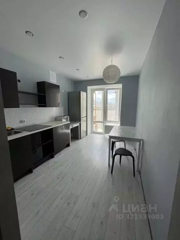 2-к кв. Татарстан, Казань ул. Азата Аббасова, 8 (39.0 м) - Фото 0