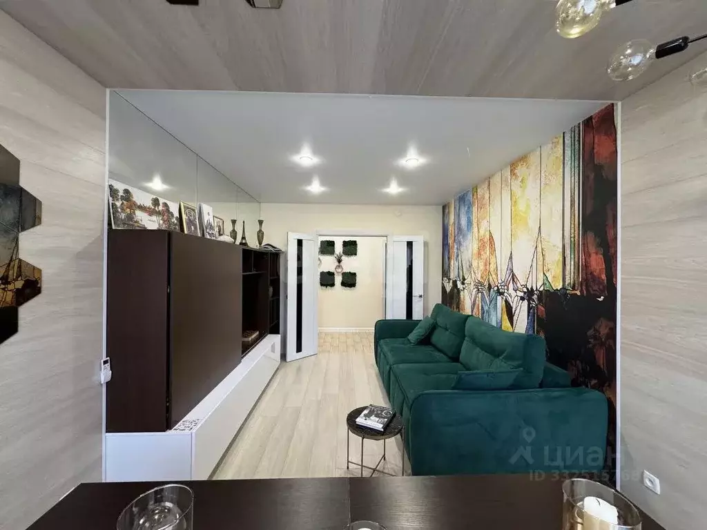 4-к кв. Крым, Симферополь ул. Героев Сталинграда (86.0 м) - Фото 1