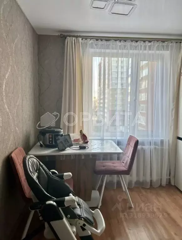 2-к кв. Тюменская область, Тюмень ул. Салтыкова-Щедрина, 59 (54.0 м) - Фото 0