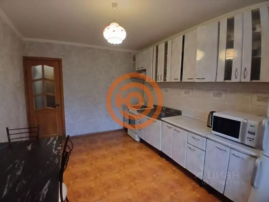 2-к кв. Тюменская область, Тюмень ул. Малыгина, 8 (71.2 м) - Фото 2