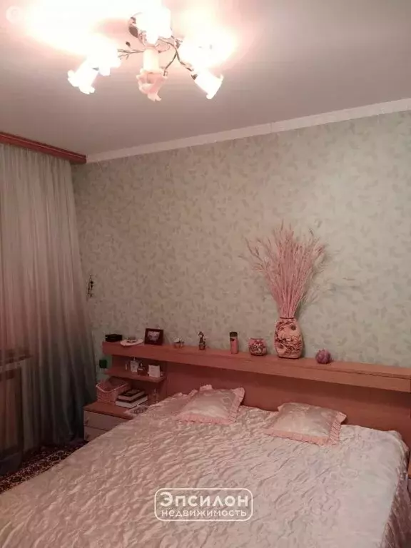 3-комнатная квартира: Курск, улица Чернышевского, 16 (59.9 м) - Фото 2