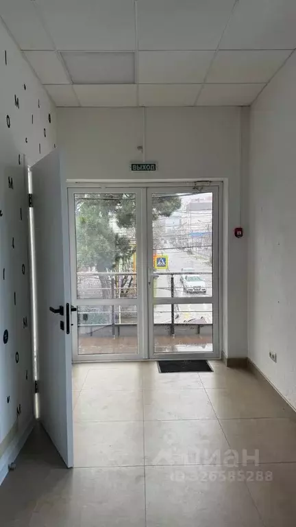 Помещение свободного назначения в Краснодарский край, Геленджик ул. ... - Фото 1