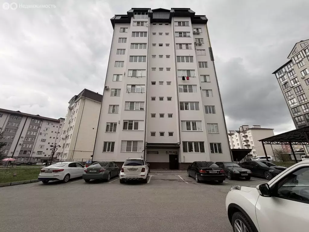 1-комнатная квартира: Нальчик, улица Тарчокова, 29А (51 м) - Фото 1