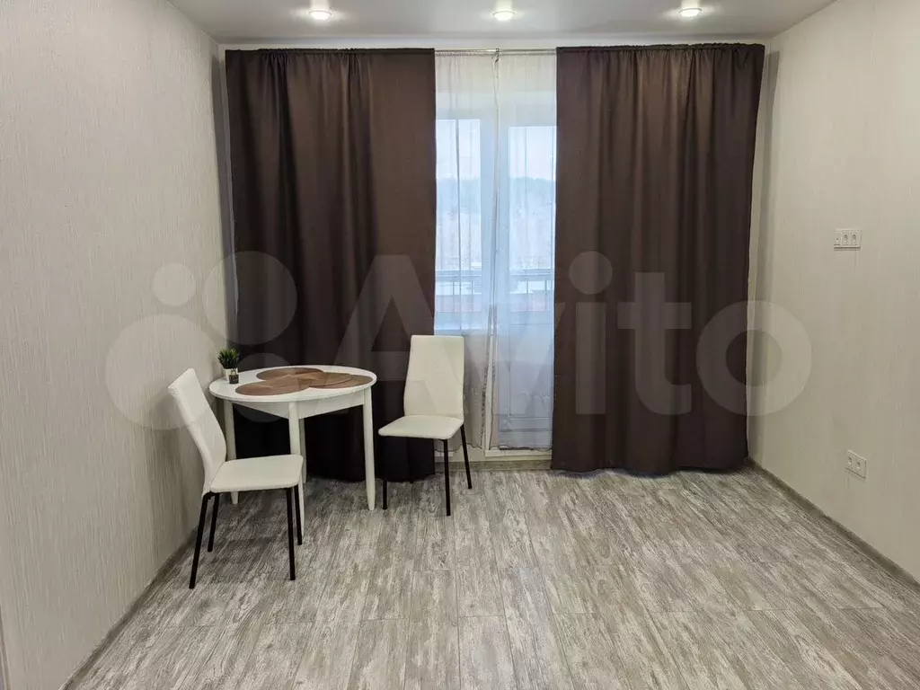 2-к. квартира, 55 м, 3/3 эт. - Фото 1