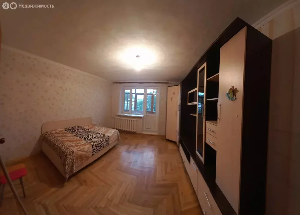 3-комнатная квартира: Сыктывкар, улица Кутузова, 5 (66.9 м) - Фото 1