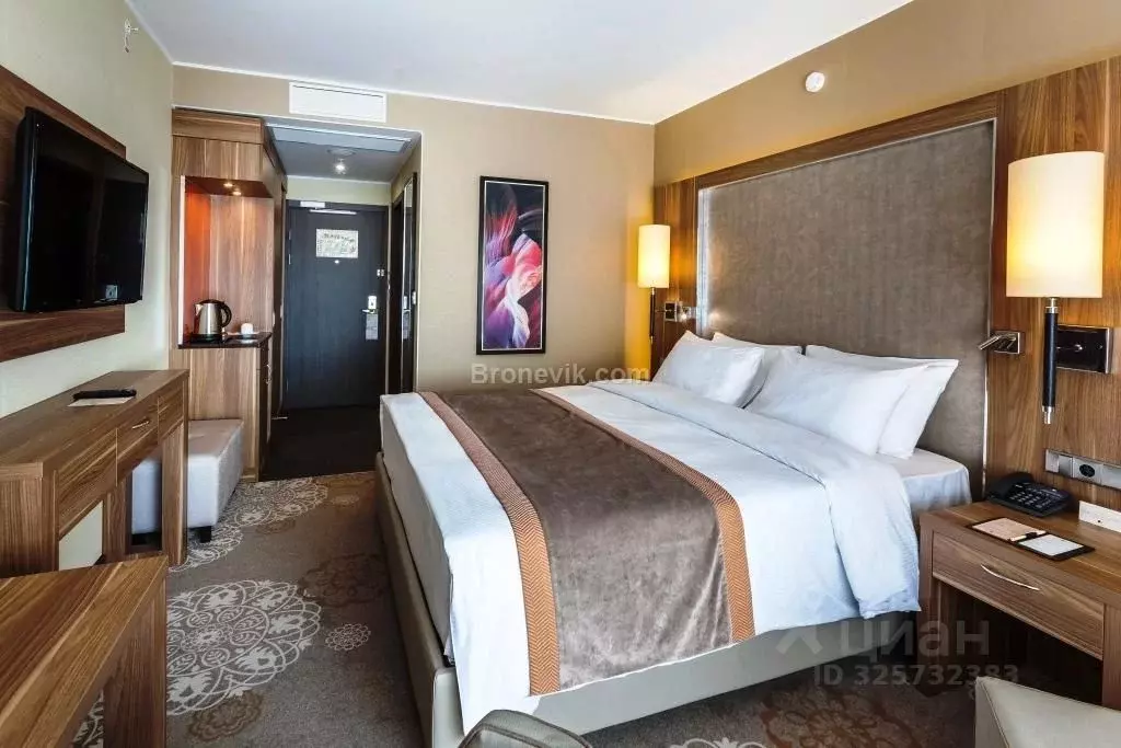 Комната Тюменская область, Тюмень ул. Орджоникидзе, 46 (24.0 м) - Фото 1