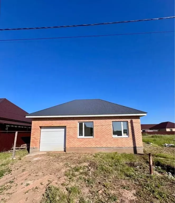 Дом в Оренбургская область, пос. Саракташ  (101 м) - Фото 1