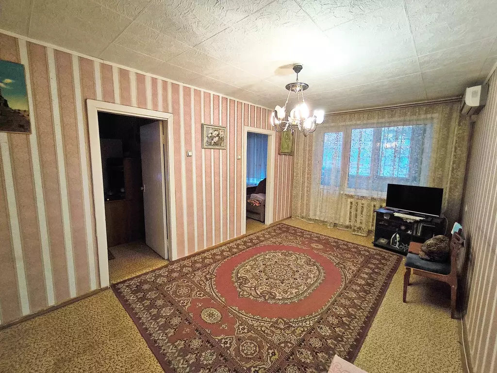 Продаётся 4-к квартира, 60.8 м - Фото 0