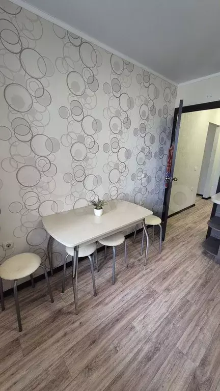 1-к. квартира, 40 м, 4/16 эт. - Фото 1