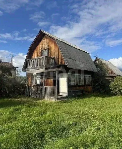 Дом в Тюменская область, Тюмень СОСН Аккумуляторщик-2 тер., ул. ... - Фото 1