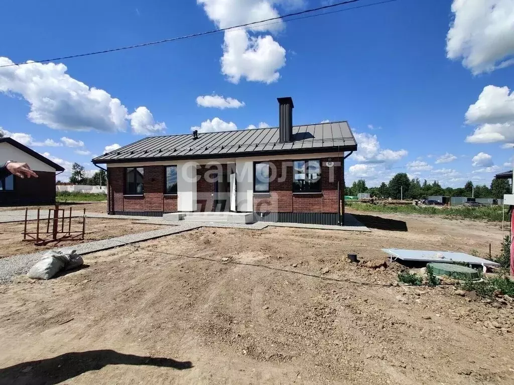 Дом в Курская область, Курский район, Нижнемедведицкий сельсовет, д. ... - Фото 2