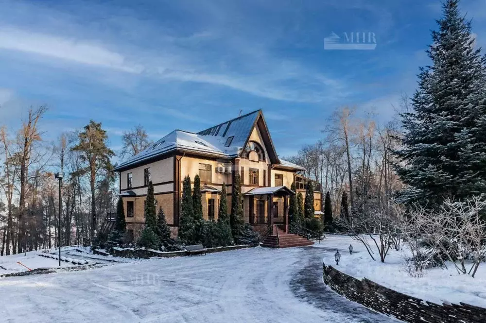 Дом в Московская область, Звенигород Одинцовский городской округ, ... - Фото 2