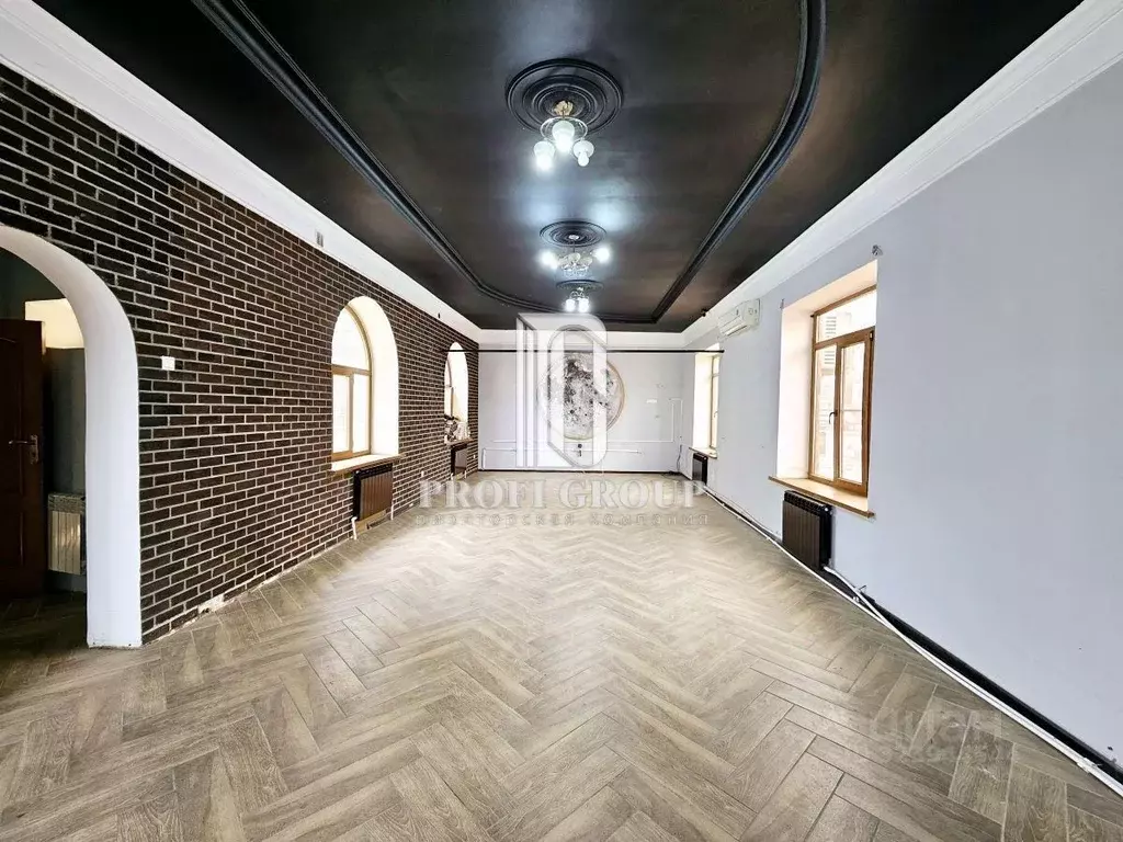 Помещение свободного назначения в Дагестан, Махачкала просп. Имама ... - Фото 1