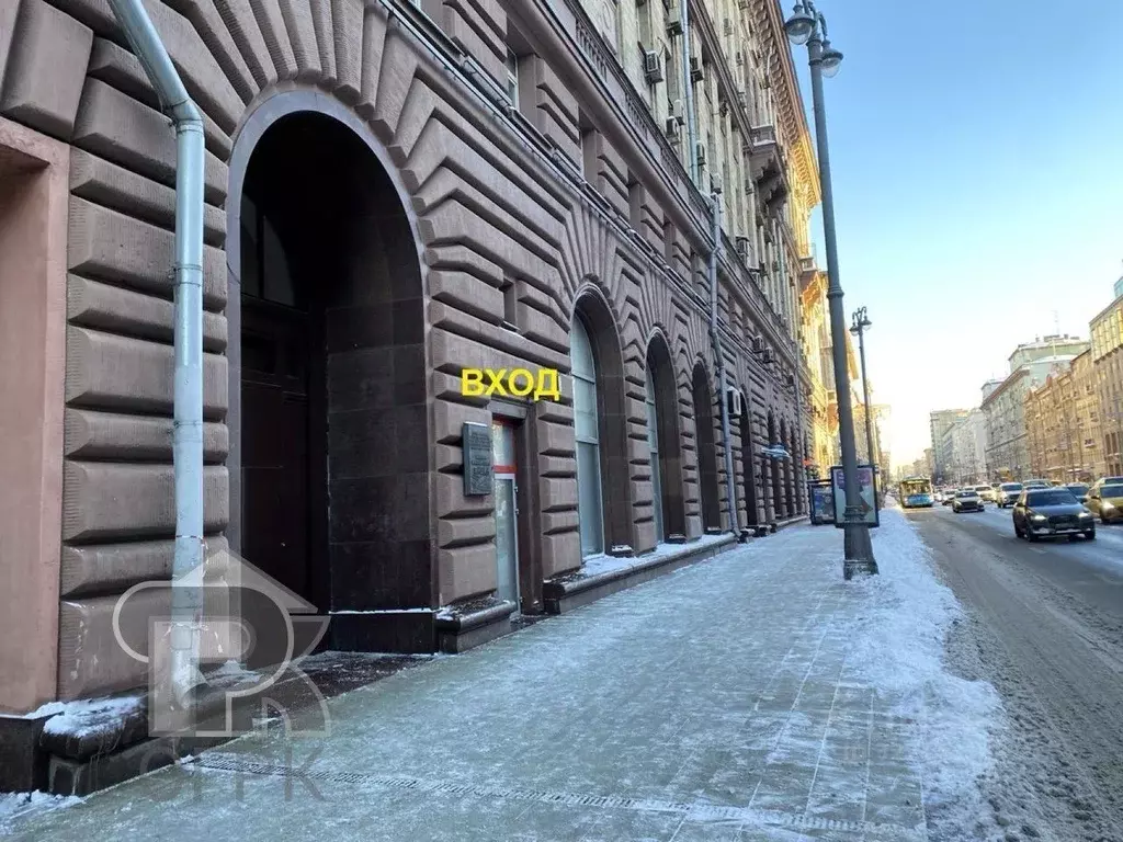 Торговая площадь в Москва 1-я Тверская-Ямская ул., 28 (480 м) - Фото 1