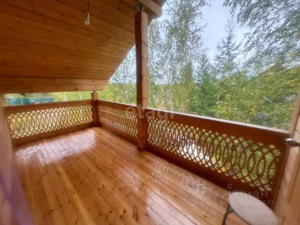 Дом в Саха (Якутия), Покровск Западная ул., 27 (91 м) - Фото 0