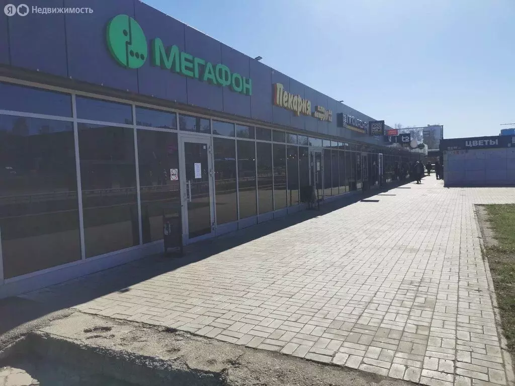 Торговая площадь (839.3 м) - Фото 1