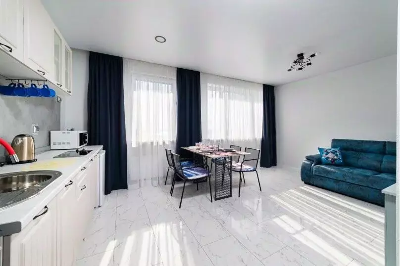 1-к кв. Татарстан, Казань ул. Новаторов, 8Б (55.0 м) - Фото 2