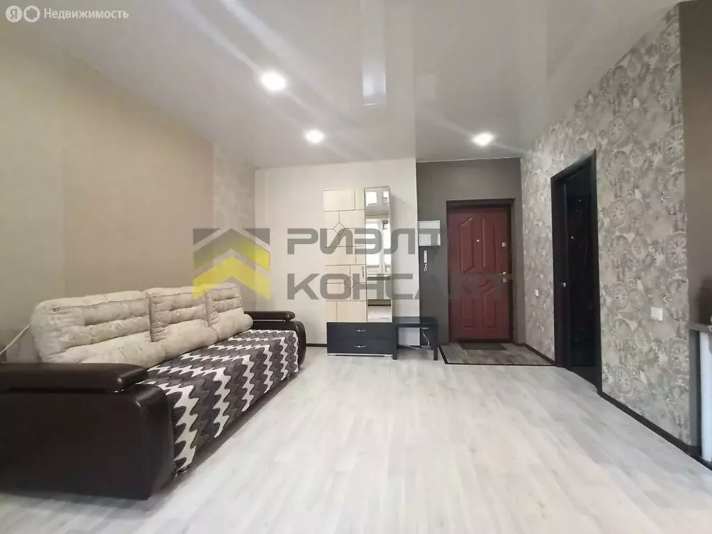 Квартира-студия: Омск, улица 13-я Линия, 37к2 (31 м) - Фото 1