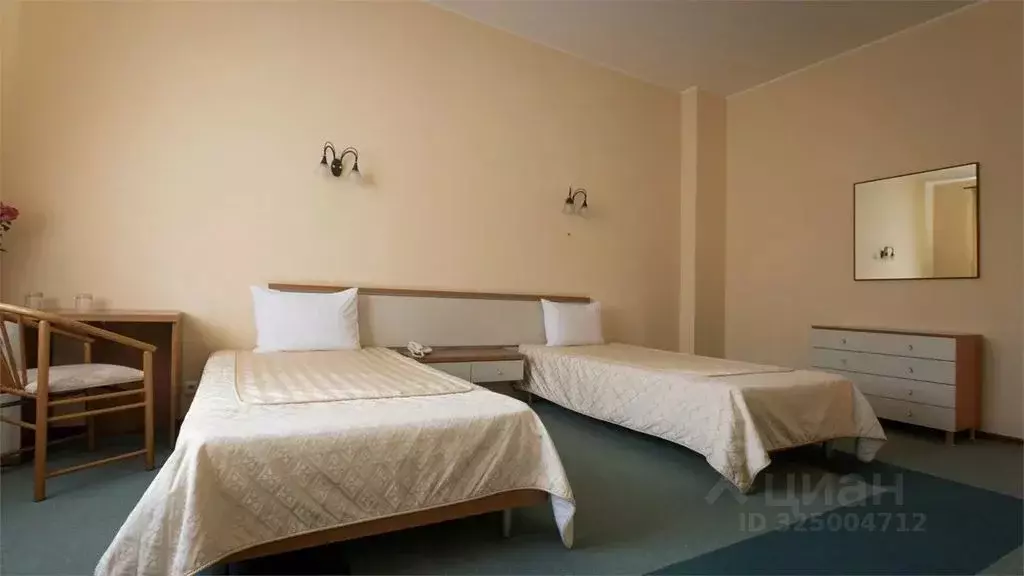 Комната Санкт-Петербург просп. Средний Васильевского острова, 74Б - Фото 1